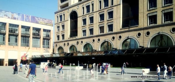 Nelson Mandela Square Cilantros