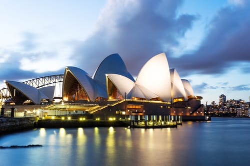 the scenery of sydney opera house Australia Bucket List