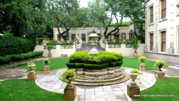 Fairlawns Boutique Hotel Courtyard Suites