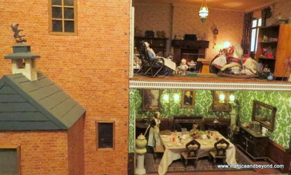 Lindfield House doll house