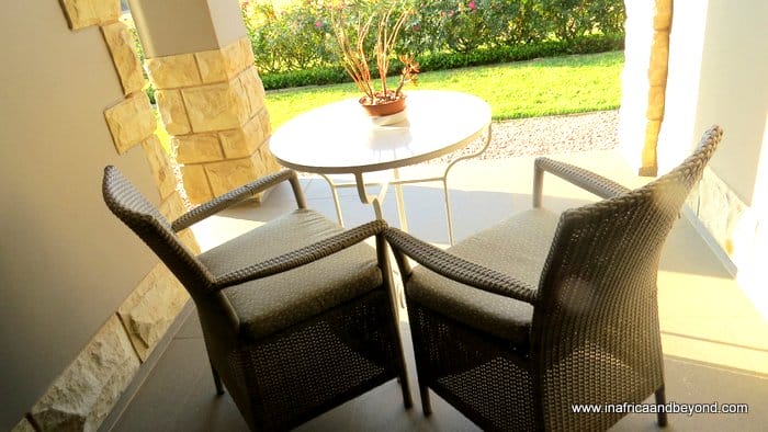 De Hoek Country Hotel patio