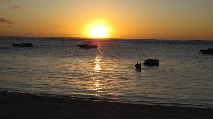 Mauritius Sunset - Amelia voxate