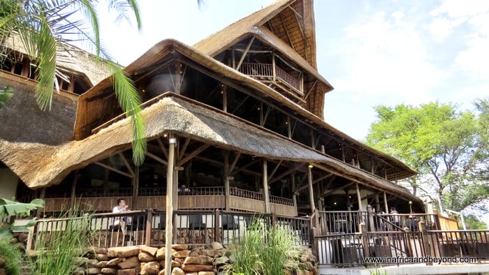 Victoria Falls Safari Lodge 