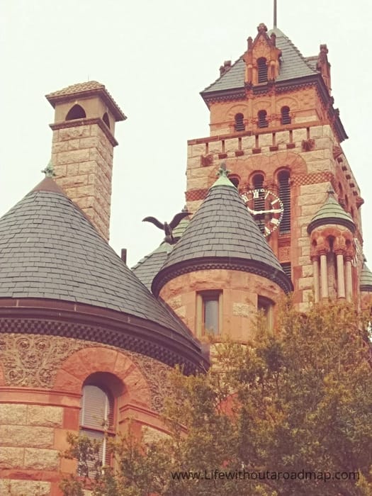 Meet Lynnette from Life Without A Roadmap 2 Life Without A Roadmap