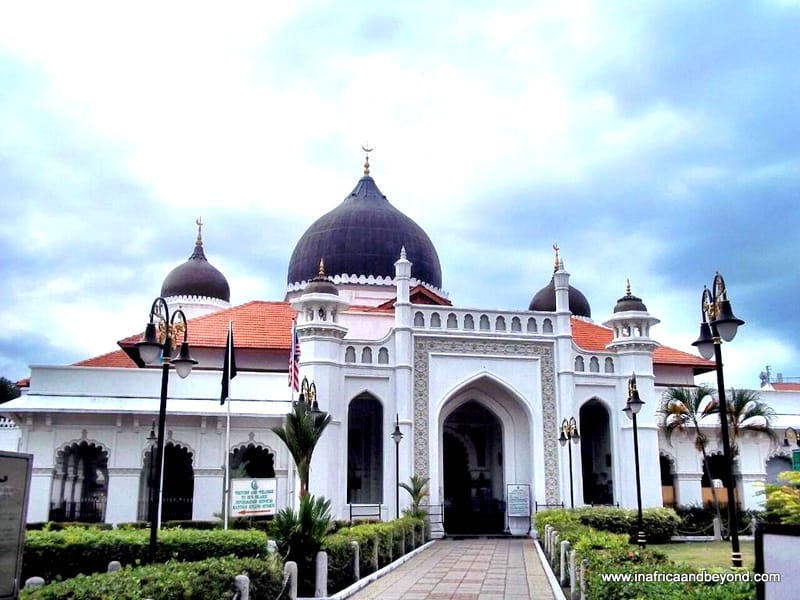 Beautiful mosques around the world