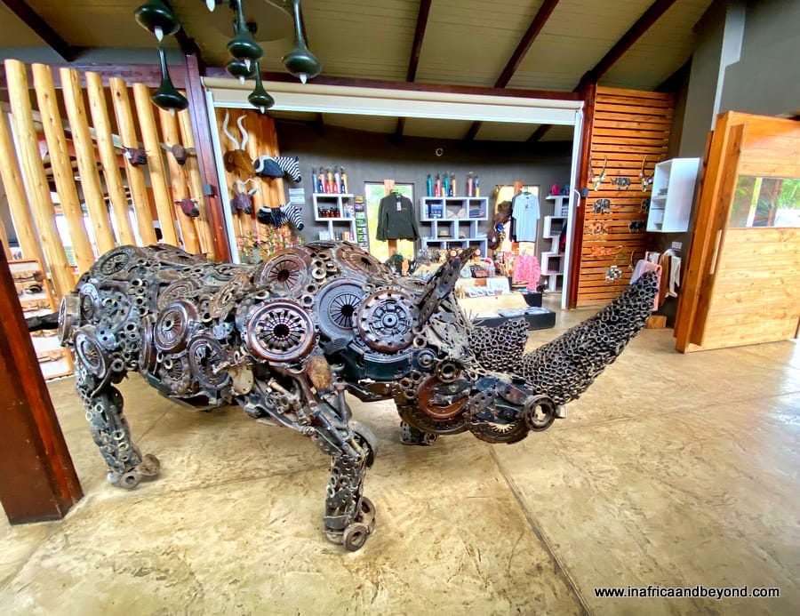 Rhino Ridge Safari Lodge