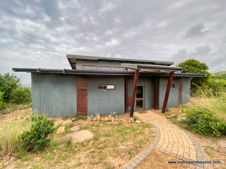 Rhino Ridge Safari Lodge