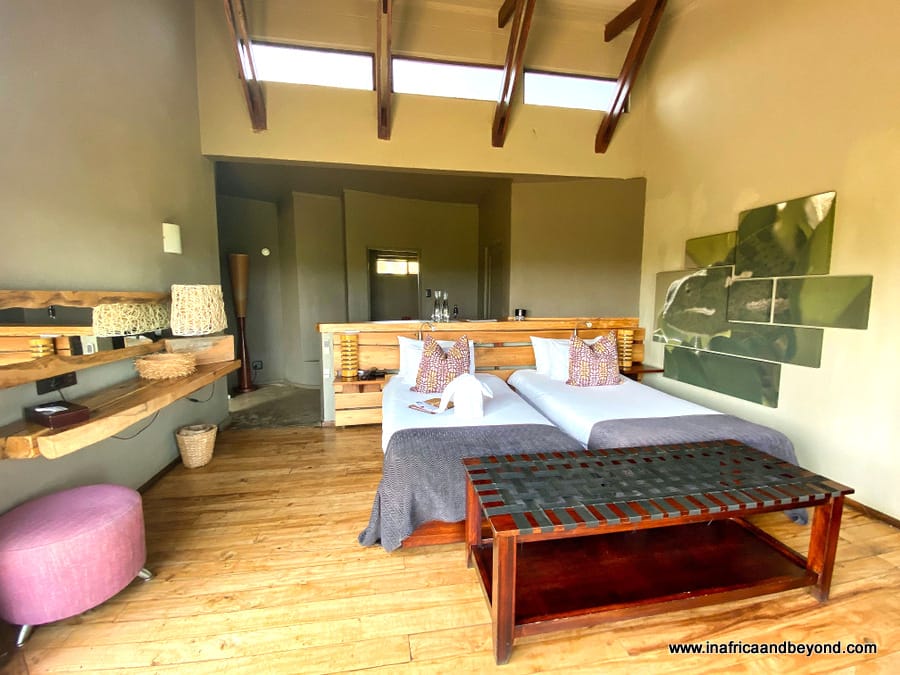 Rhino Ridge Safari Lodge