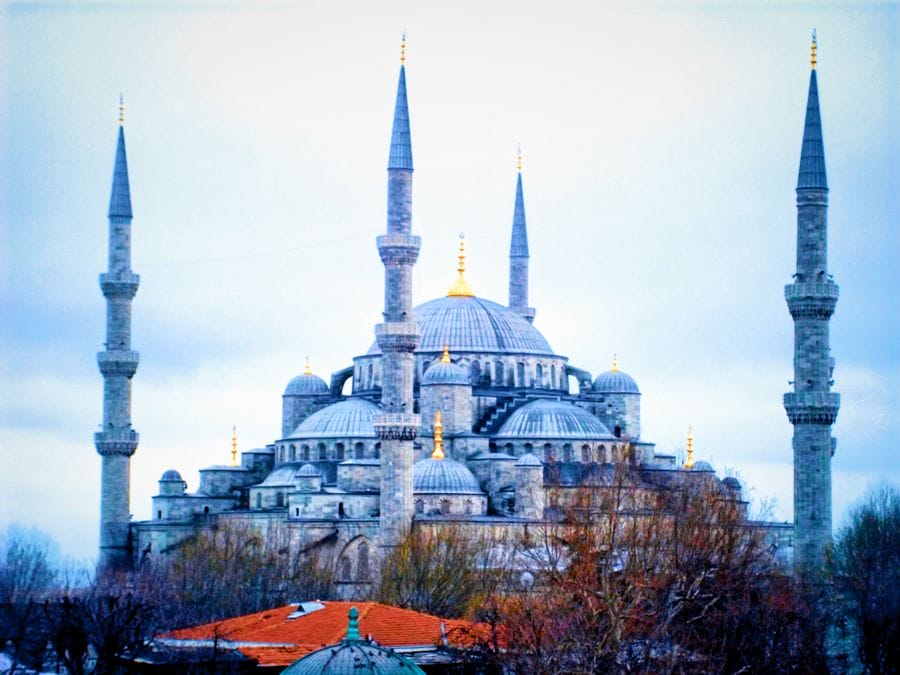 things to do in Istanbul - blue mosque
