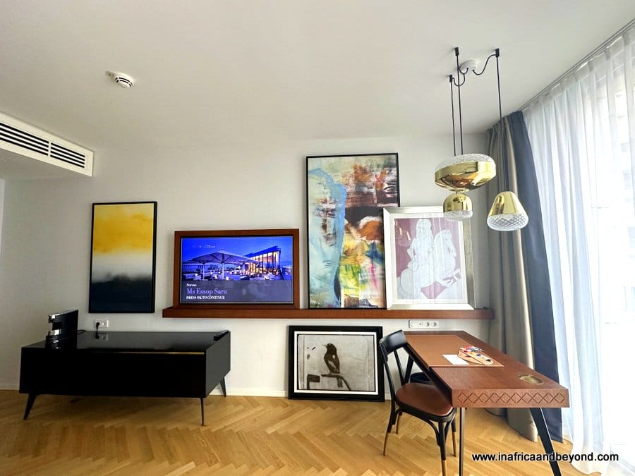 Andaz Vienna Am Belvedere by Hyatt : A Luxury Stay in Vienna 5 Andaz Vienna Am Belvedere Bedroom