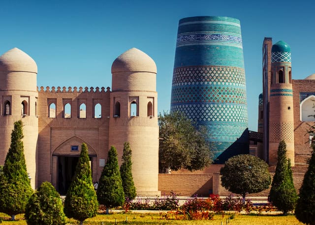 Exploring the Silk Road: An 8-Day Uzbekistan Itinerary 3 Western gate (Ata Darvoza) to ancient town of Itchan Kala