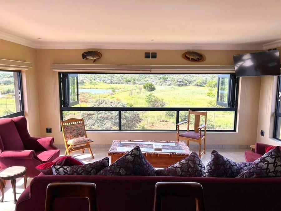 Katekile Escapes lounge