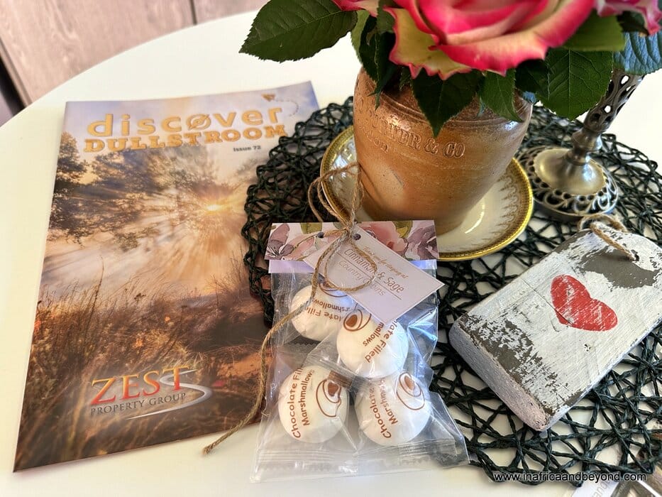 Cinnamon & Sage Country Cabin 