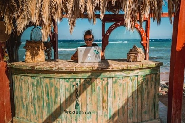 Digital Nomad Productivity Tips