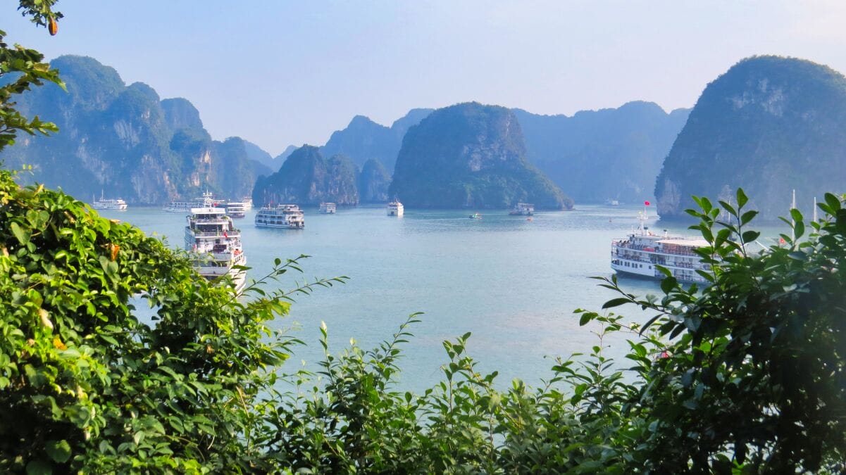 Ha Long Bay