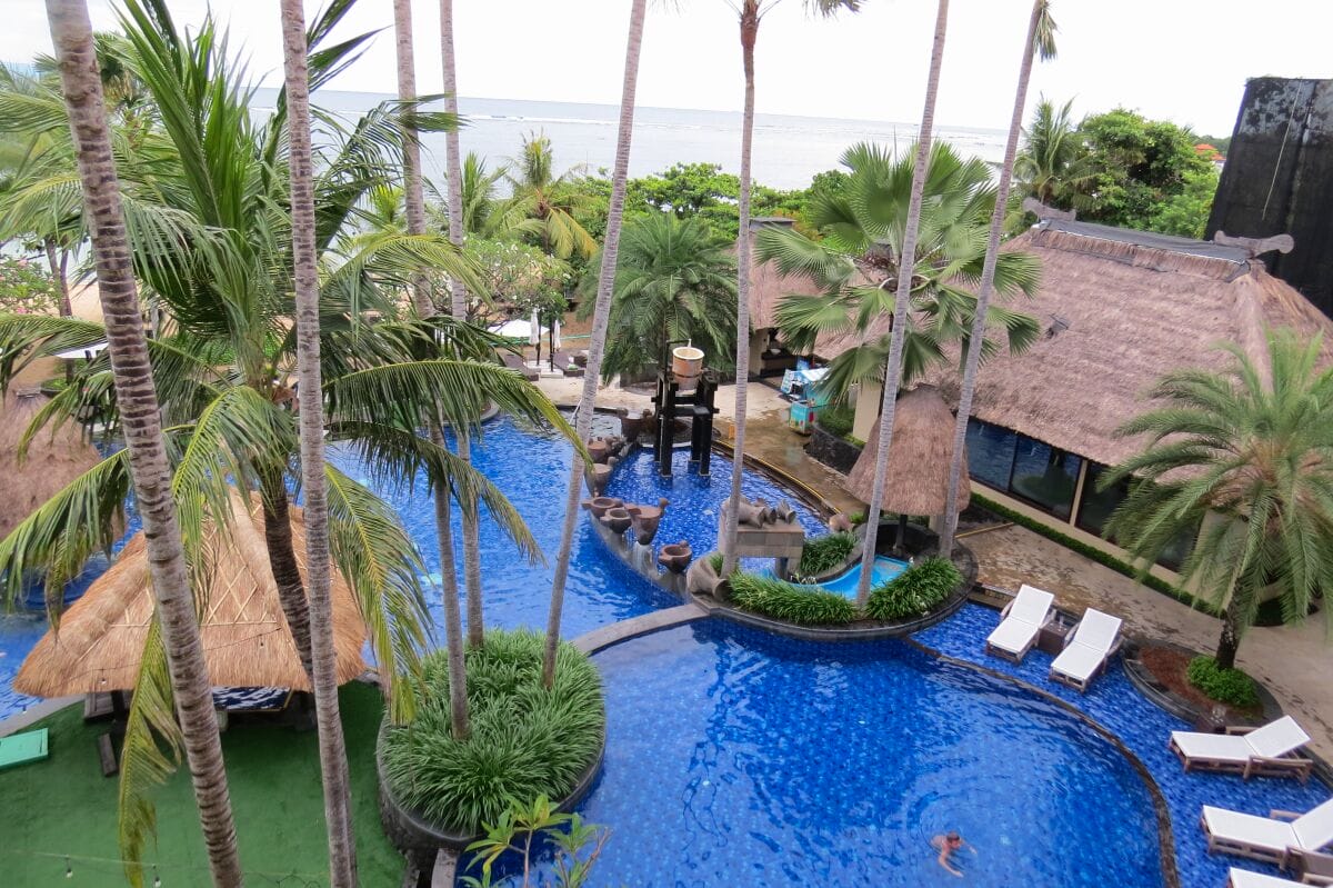 Holiday Inn Resort Bali Nusa Dua swimming pools