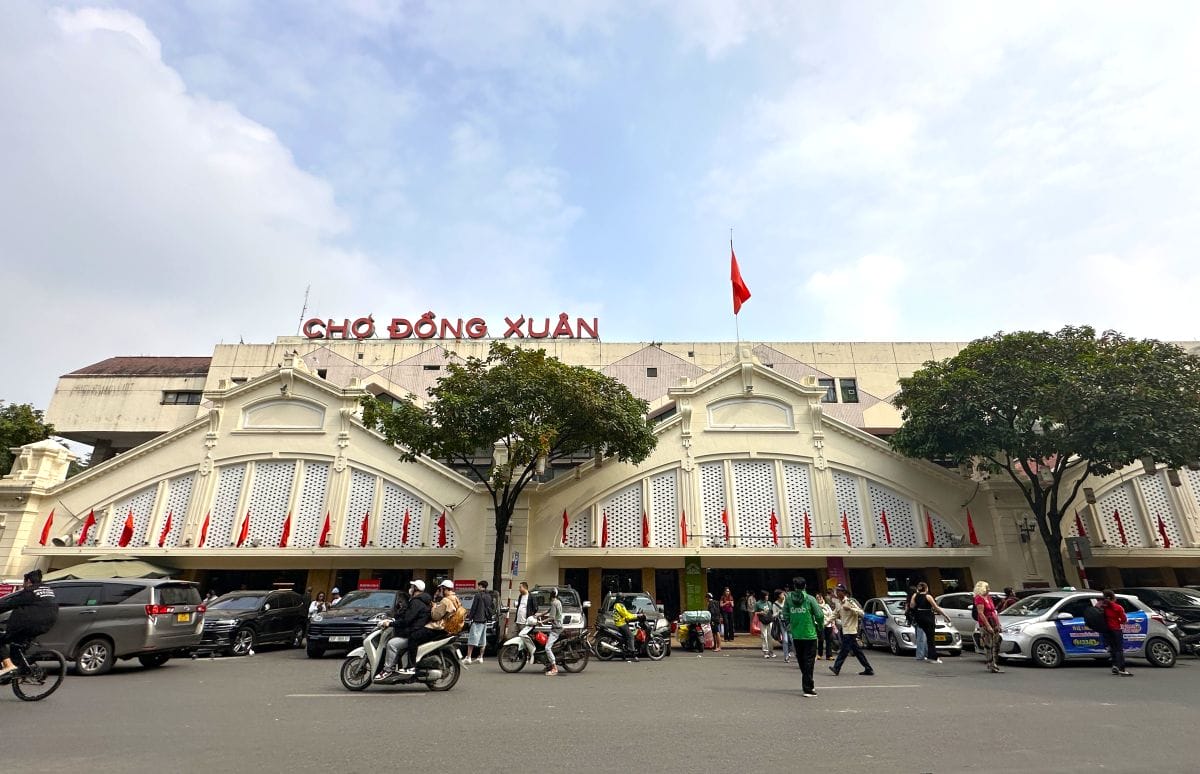Dong Xuan Market