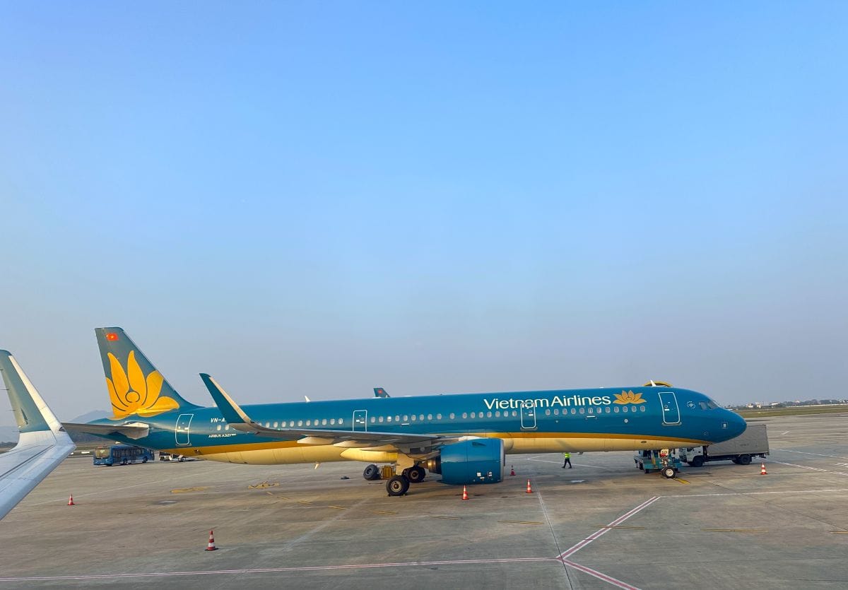 Vietnam Airlines - plan a trip to Vietnam